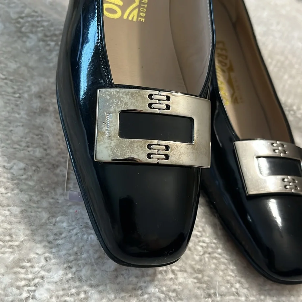 Vintage Salvatore Ferragamo Black Patent Leather Loafers Made in‎ Italy 6.5 AA